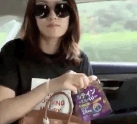 阔别演艺圈身价翻4倍，10亿俱乐部又添新成员？