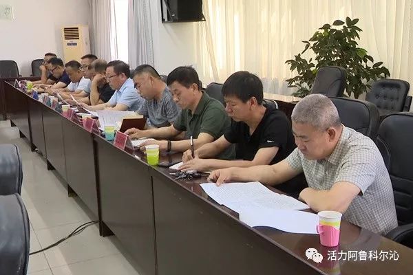 阿鲁科尔沁旗委副书记、政府旗长孟晓冰调研重点矿山企业和工业经济运行情况