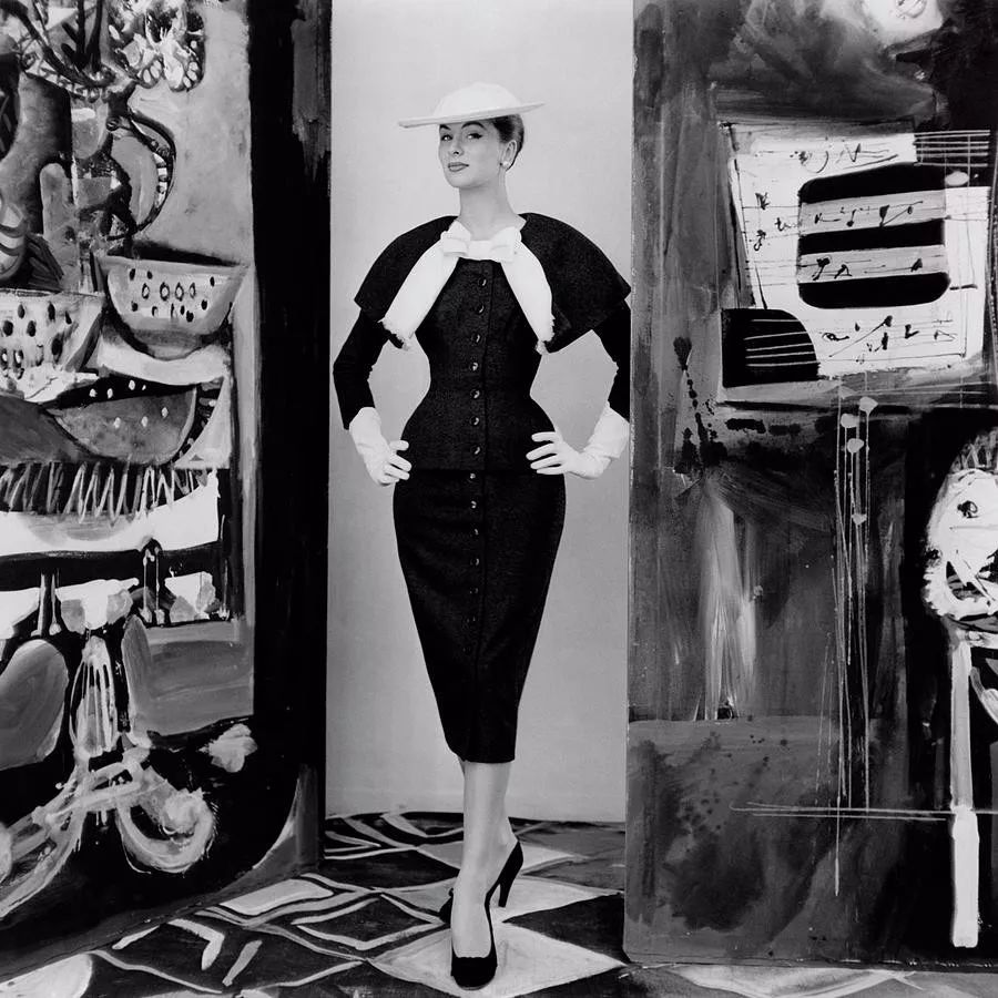 这位香奈儿的死对头，与迪奥先生齐名，打造出最原汁原味的法式优雅