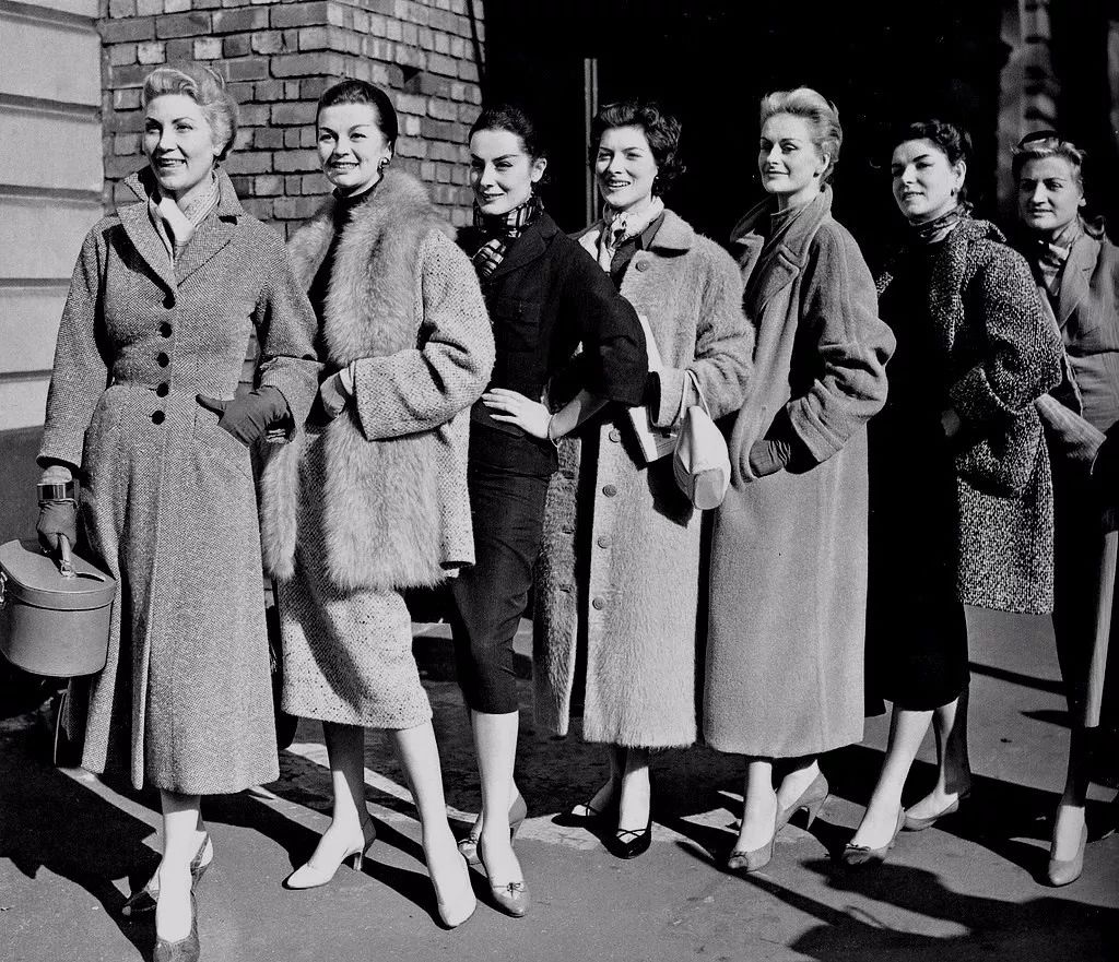 这位香奈儿的死对头，与迪奥先生齐名，打造出最原汁原味的法式优雅