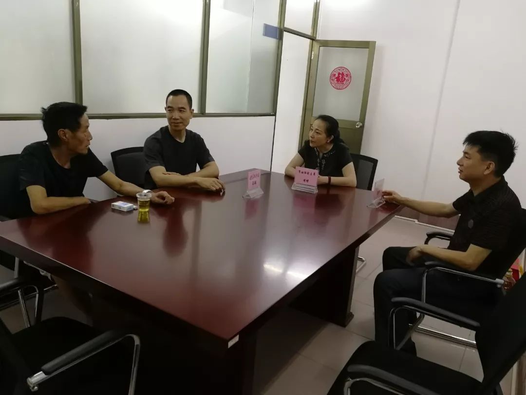 快3周的宝宝只会闹怎么办,一个月的宝宝老是闹怎么办