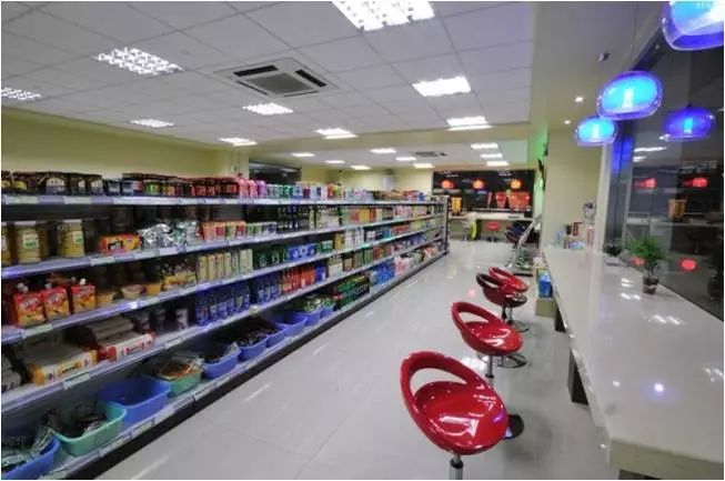 这里是工程师的福地,食住行全包啦