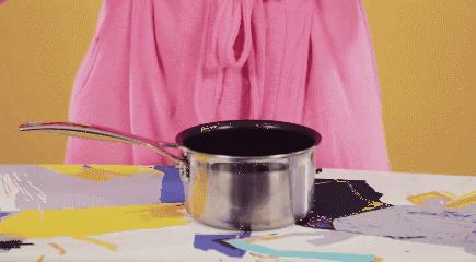 衣服放真空袋皱了水洗能恢复吗,衣服放箱子里变皱了怎么快速恢复