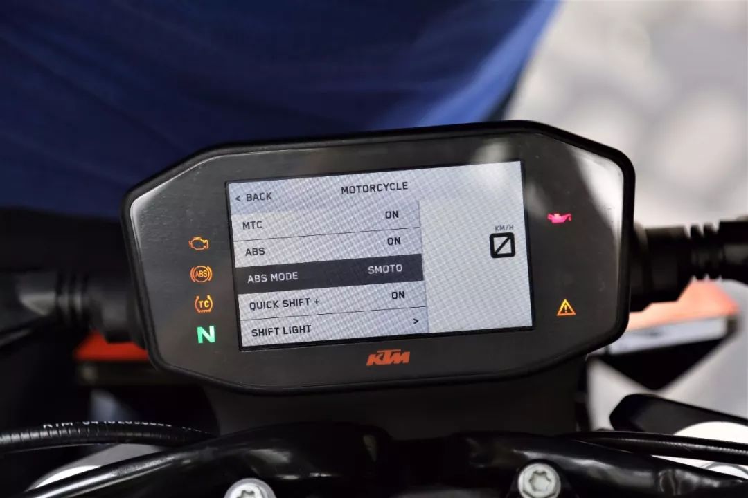 ktm790duke哪一年的车好一点,ktm790duke用车感受