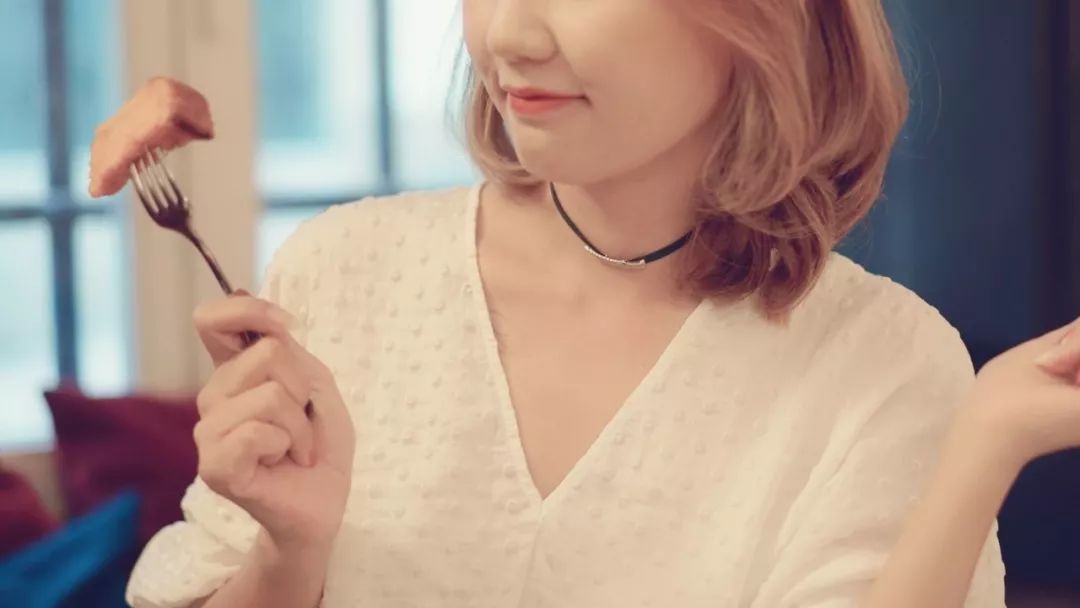 除了帽子以外还可以用什么遮头发,除了帽子还有什么遮挡发际线