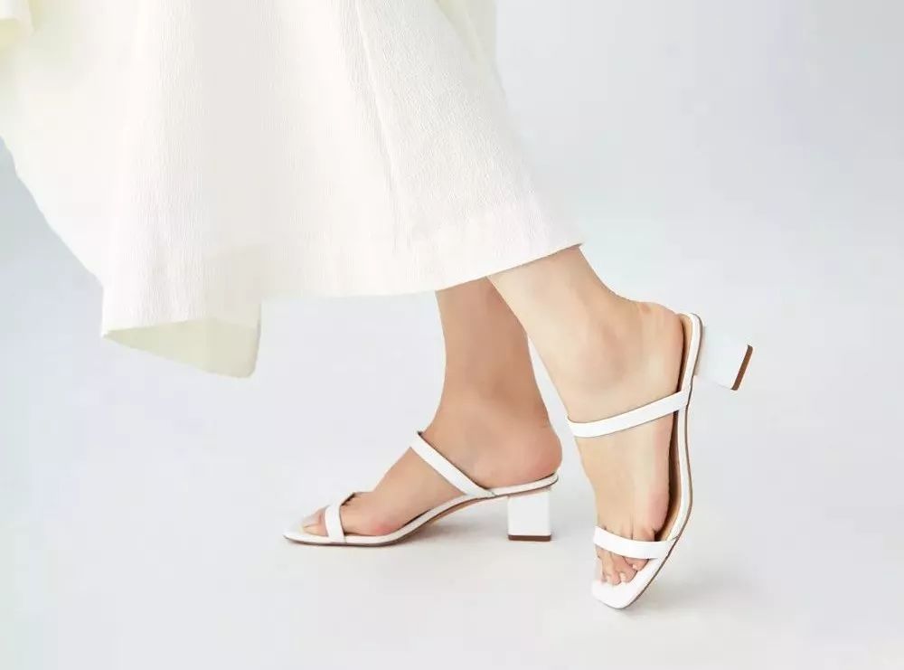 平底拖鞋｜想穿得高级，就选这10双