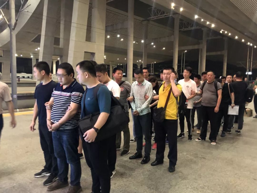 炒期货大神最后没收个人全部财产,跟着大神买股票被骗了能追回来吗