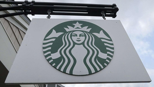 美亚利桑那州6名警察被店员“请”出星巴克，原因居然是...