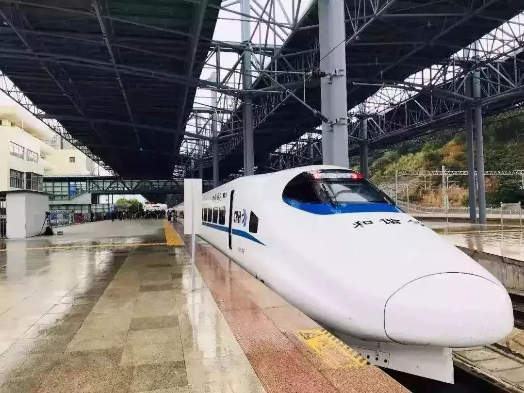 昆明到丽江动车一等座,丽江至昆明动车什么时候开通