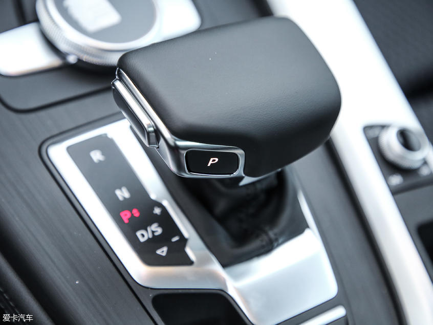 a4l对比林肯mkz,林肯mkz和奥迪a4l哪个档次高