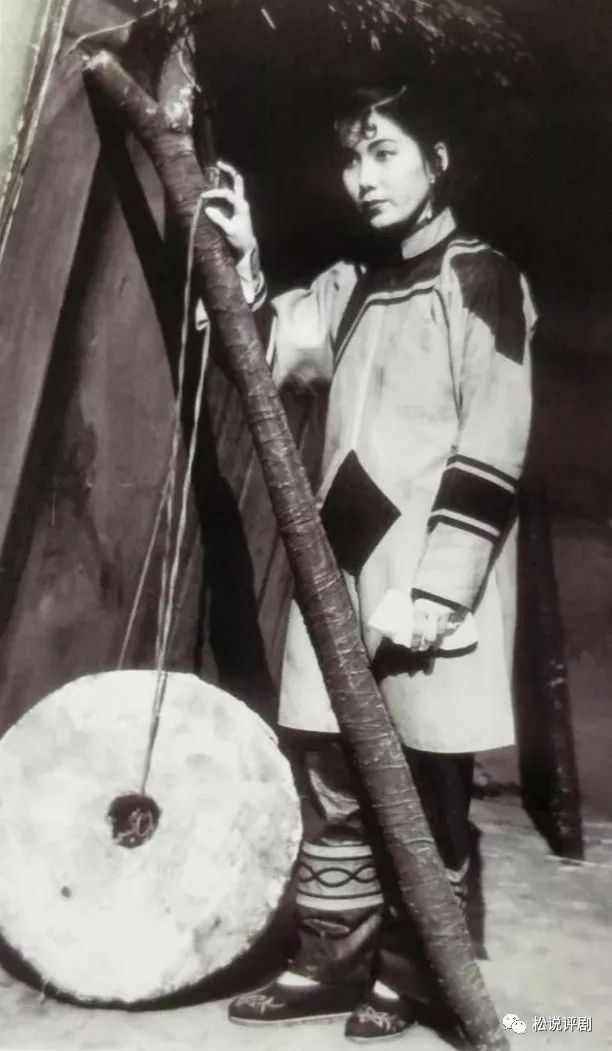 新凤霞反调视频完整版,评剧名家新凤霞反调唱段