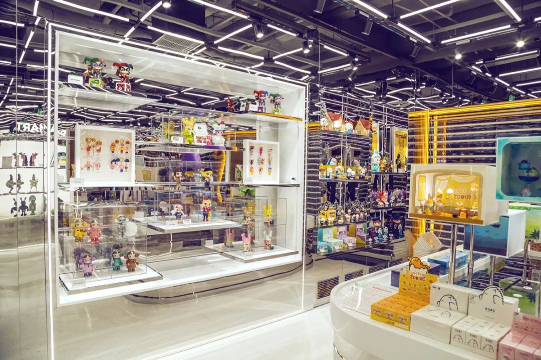 一家玩具店如何让成年人上瘾?|YiMagazine金字招牌