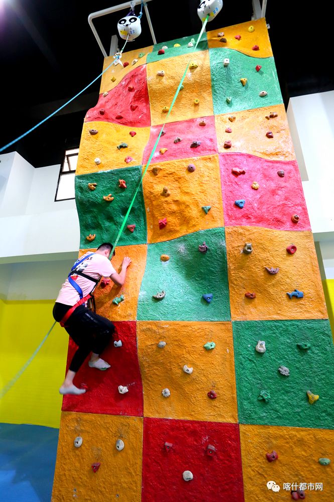 喀什蹦床公园今日优惠价格,喀什蹦床公园门票多少钱