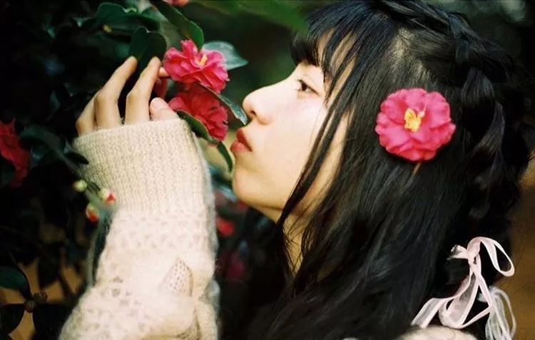 这样拍背影真的太好看了,怎样拍侧脸好看霸气