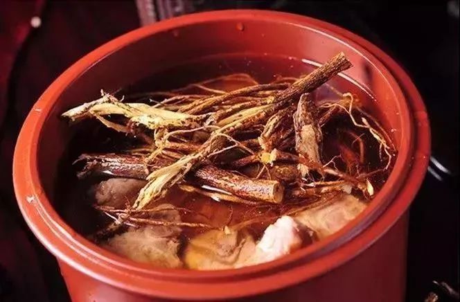 鲜人参煲汤搭配最佳做法,新鲜人参煲汤的最佳做法