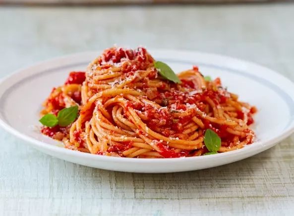 跟着汉堡，用味蕾开启一场意法之旅