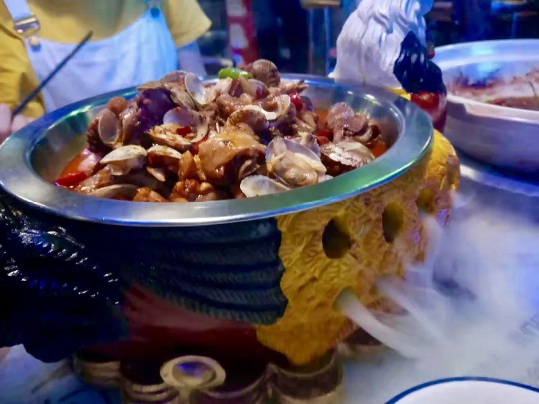 1019推荐丨这里有歌有酒有美食，你有故事来配吗？