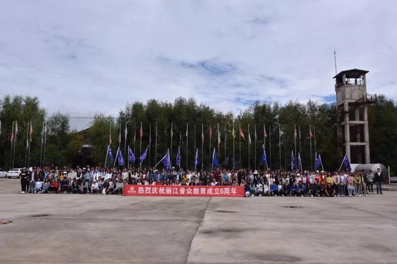 急售2室2厅一厨一卫,县城中心地段二室一厅出售