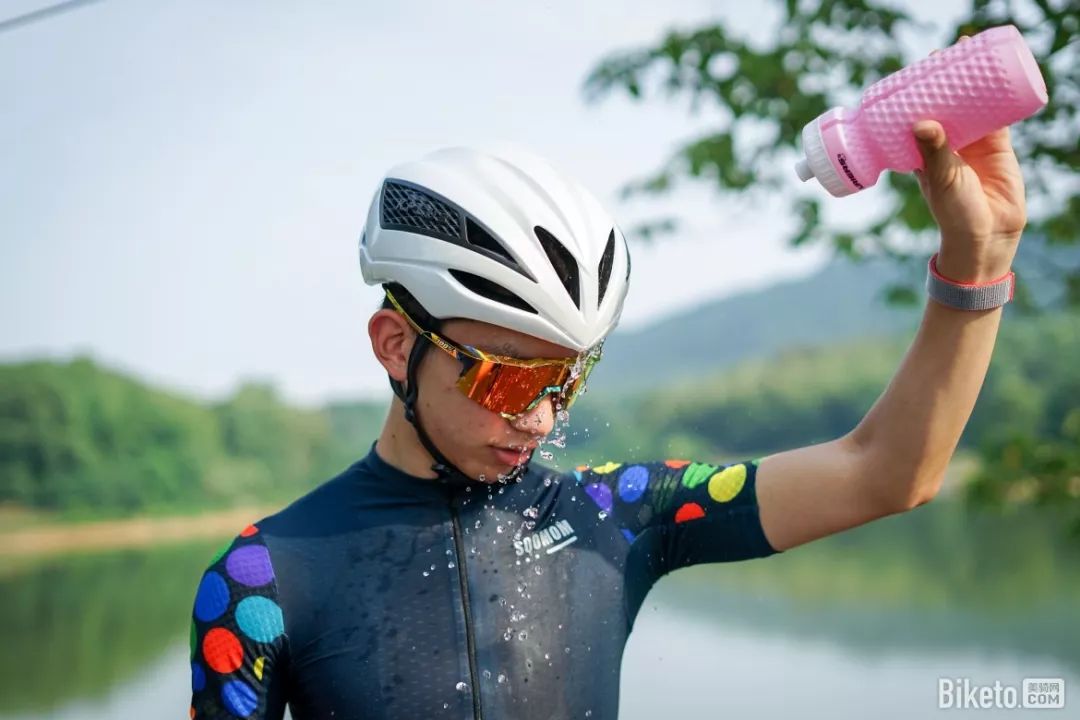 头盔黑武士高科技,头盔安全黑科技