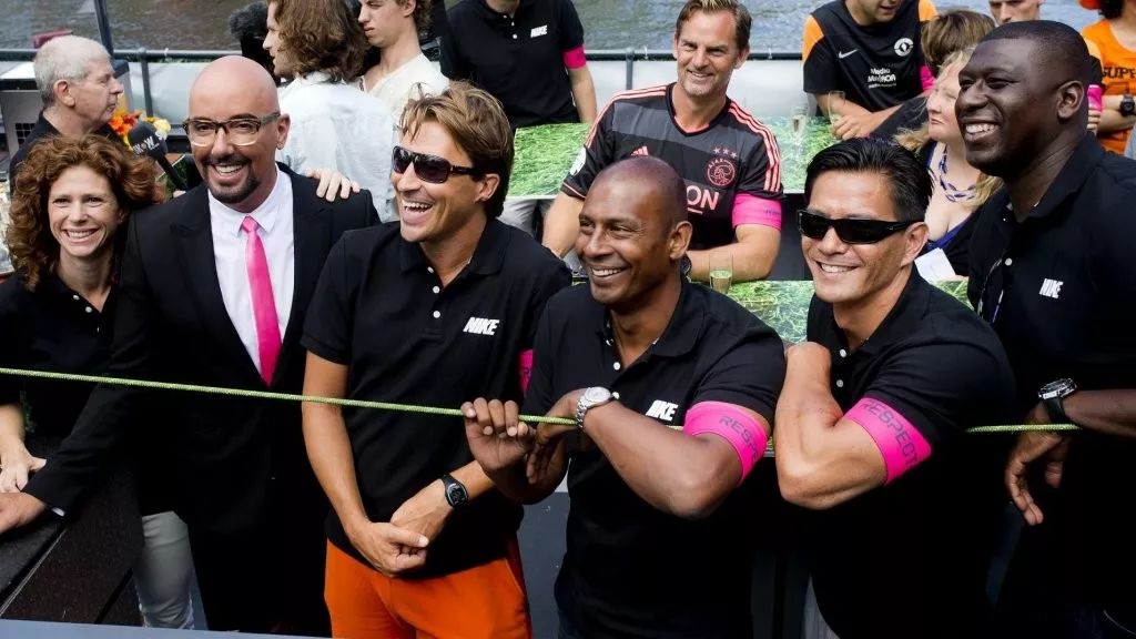 欧洲足联参加阿姆斯特丹同性恋运河游