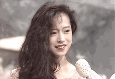 在新人选秀节目里，我看到了一位复古歌姬