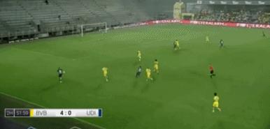 多特4-4斯图加特,阿什拉夫面对多特