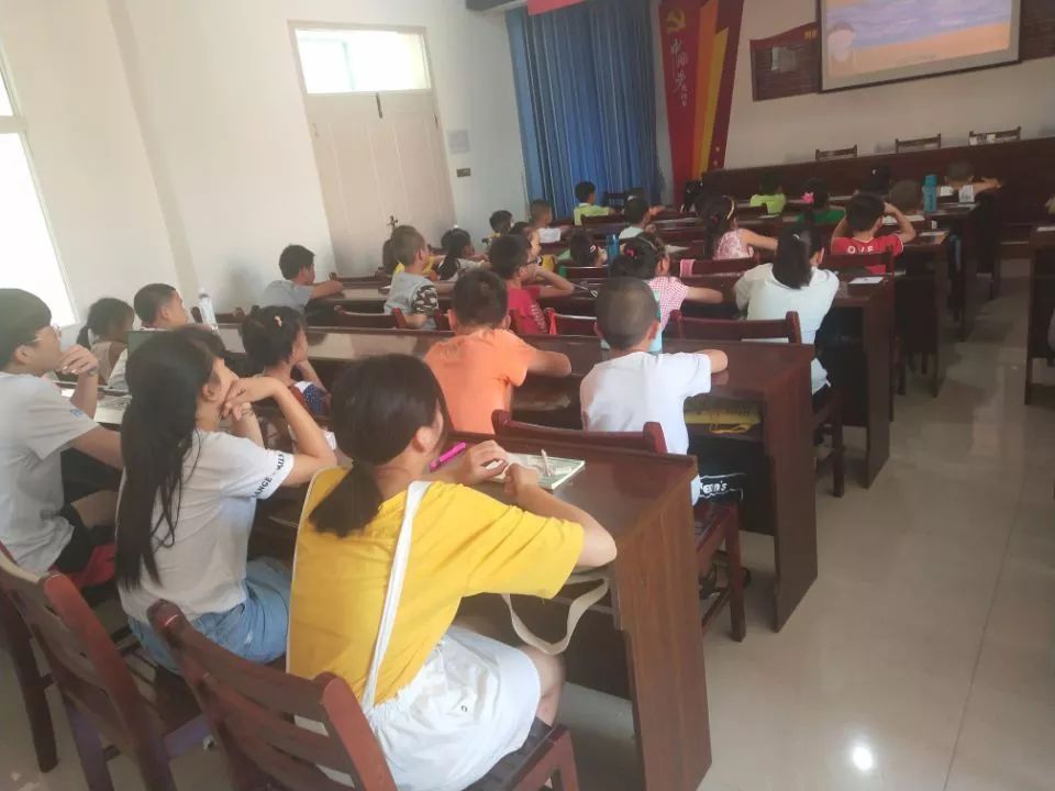 青佑之光志愿,三下乡服务志愿者活动怎么报名