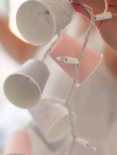 被人吐槽的手工,纸杯和一次性手套制作的手工