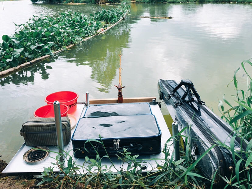 钓鱼装备全套小型鱼竿推荐,私人订制鱼竿路亚