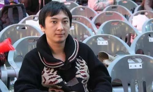 95后卖假鞋赚7000多万,95后靠自己赚1000万