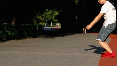 慢跑鞋缓震科技,回力鞋底黑科技