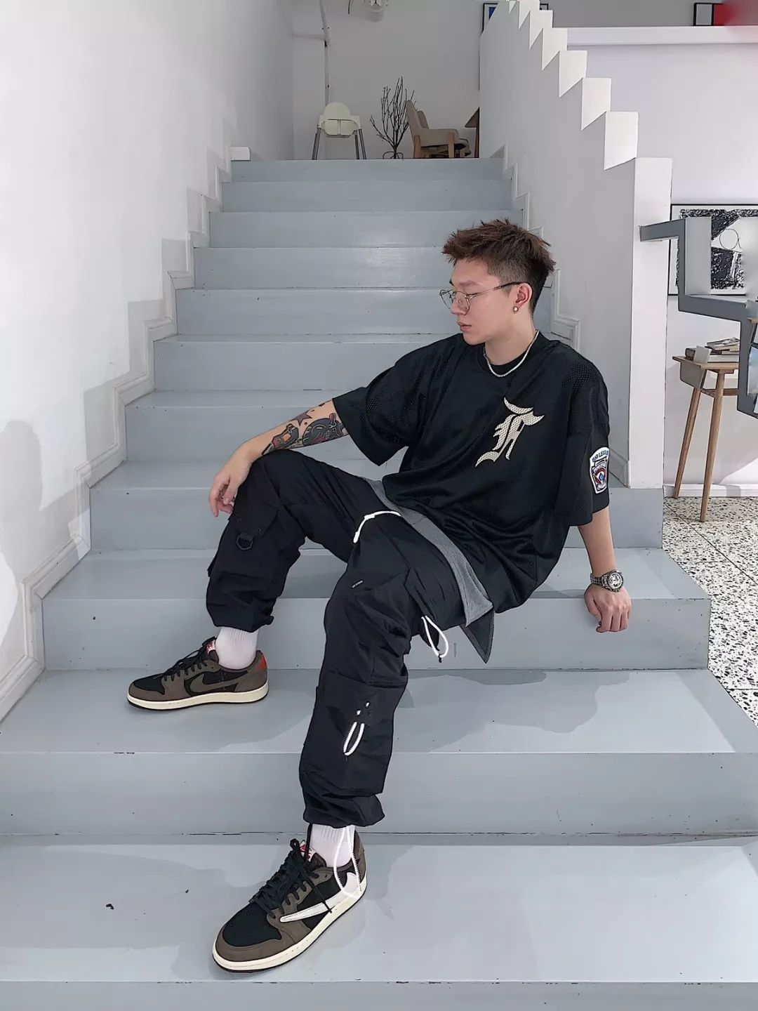 aj1和yeezy满天星,aj和yeezy哪个更容易受欢迎