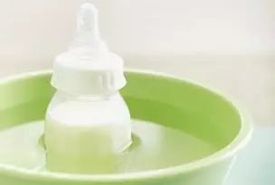 中国式育儿和美国式育儿的区别,中国和西方育儿区别是什么