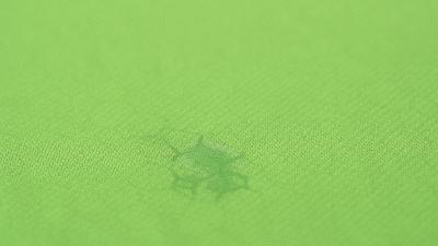 台湾变态黑发明把“水渠”造进衣服里！大水1秒排干，不湿身