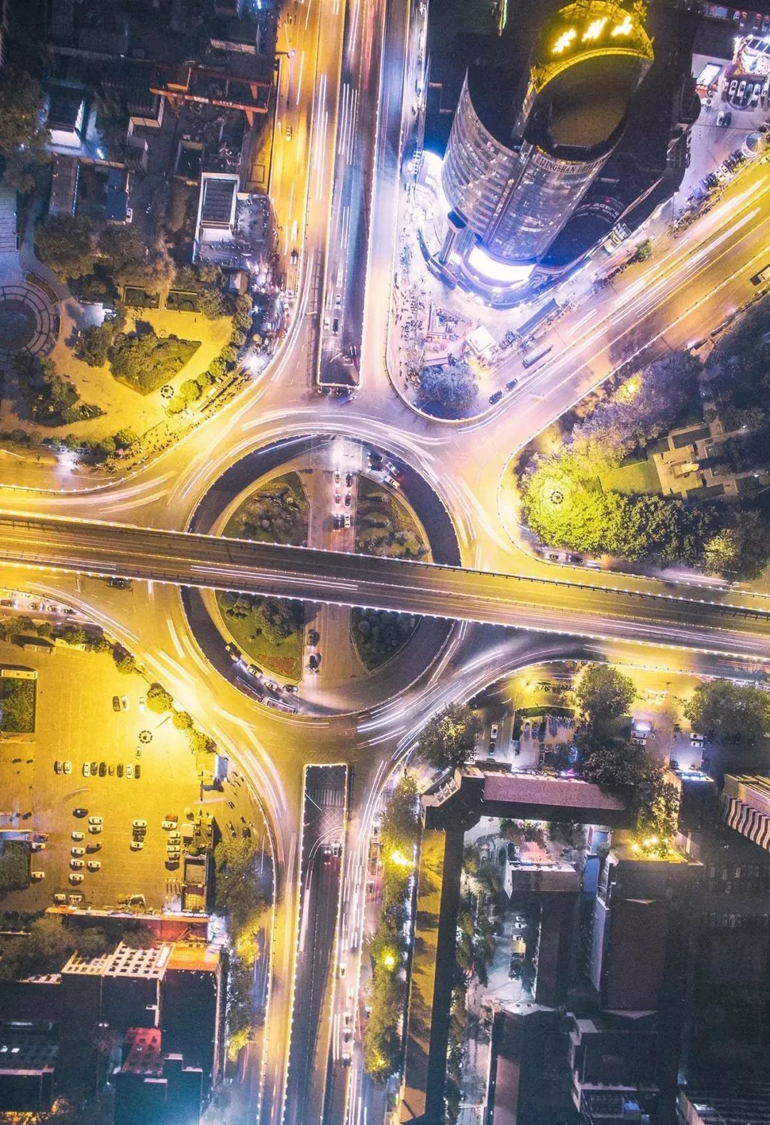 立交桥和高架桥哪个好用,交子立交桥