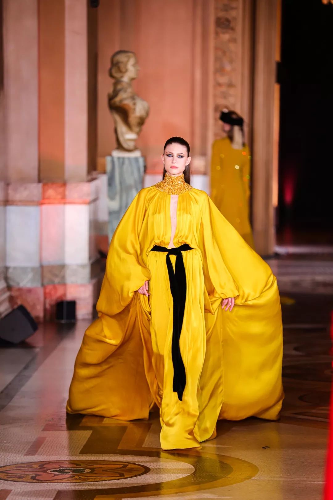 2018高定巴黎春夏时装秀,秋冬巴黎高定时装秀