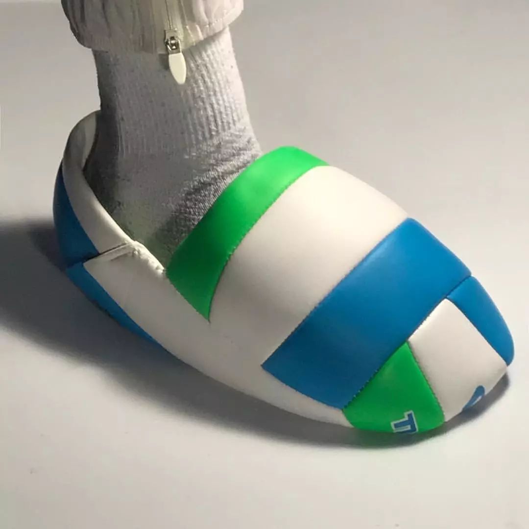 现在年轻人无聊,为啥现在年轻人恋爱那么无聊