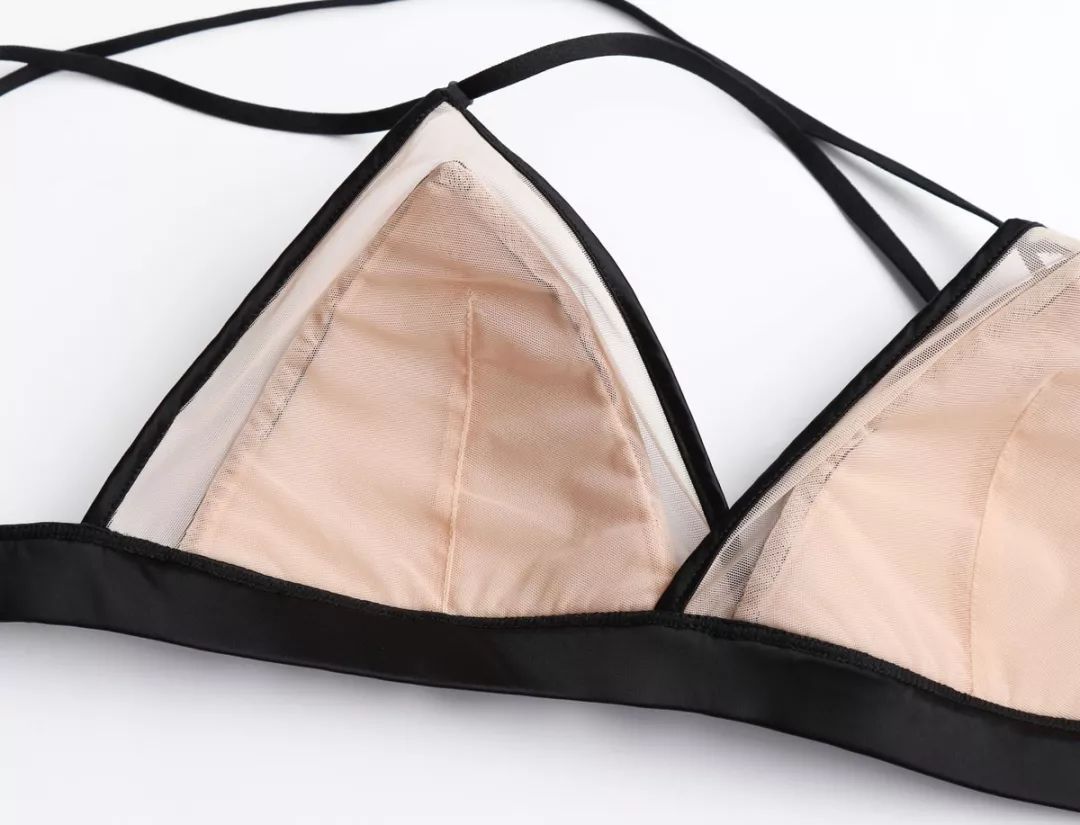 内衣舒适无束缚感无钢圈,超薄透气舒适无钢圈内衣