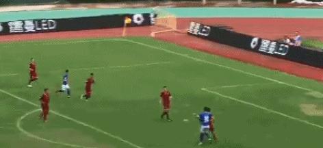 遗憾!淄博两球领先被追平,成源进球被吹越位