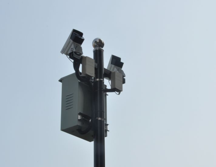 智能监控360旋转高清无死角,监控全覆盖无死角不间断