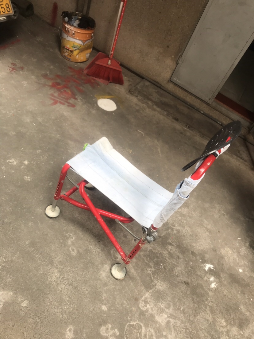 牛仔裤爆改马鞍包,牛仔裤爆改辣妹裤