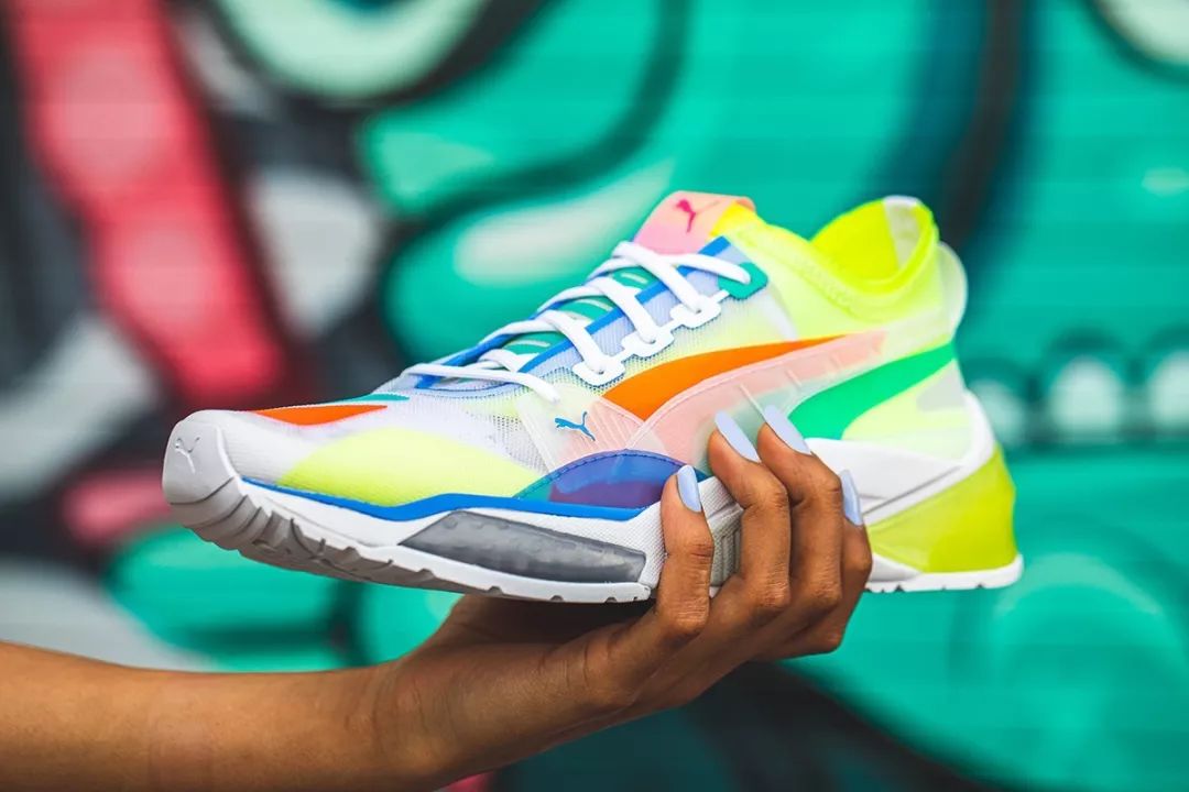 男生骚起来没女生什么事，5款「骚系球鞋」让你的回头率爆表