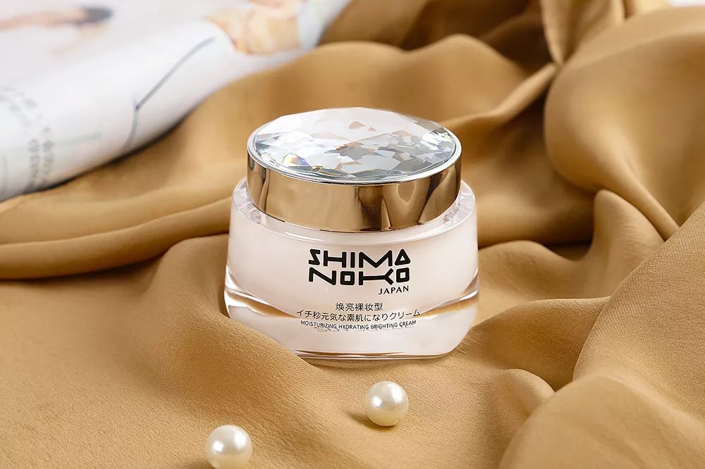 用它洗脸，脏东西自己浮出来，比做10次面膜还管用！丨开团