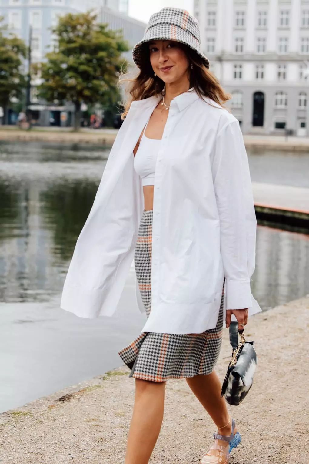 衣橱里都是“爸爸式”衣服？！我终于变成了我妈眼中嫁不出的亚子...|衣帽间