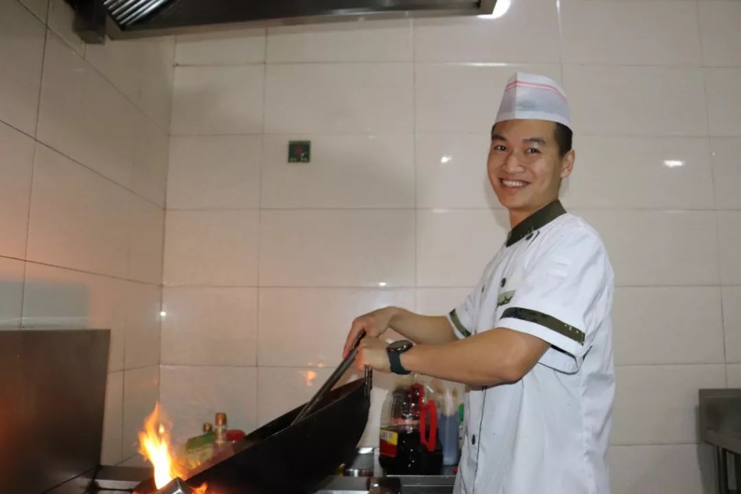 军营之星新兵,军旅生涯结束新的岗位启航