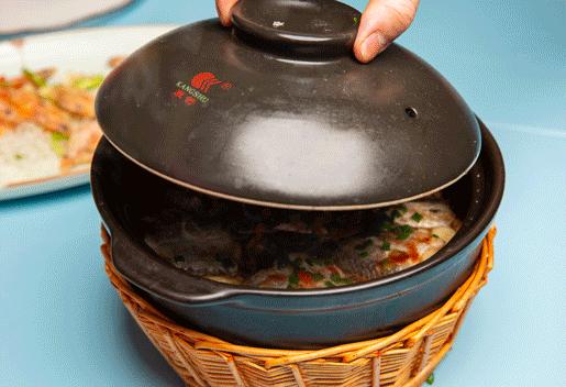 搬来个舟山「海鲜市场」!佛手、胭脂、大米鱼…你爱吃的海鲜从挑到做全get