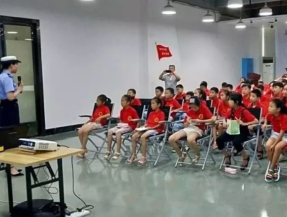 头条|暑期公益行·城乡孩子共享七彩暑假时光