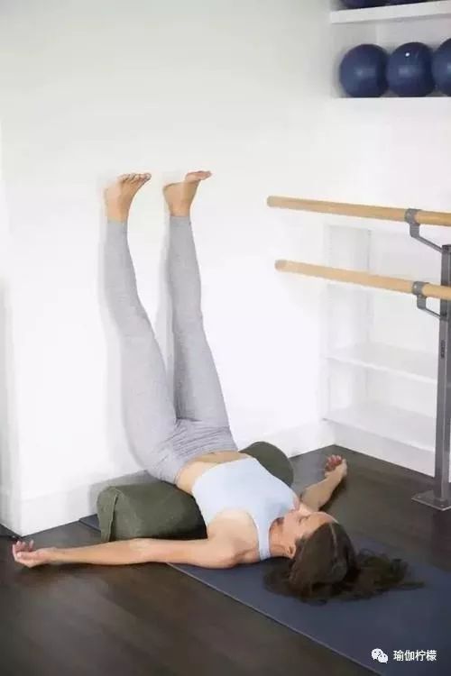 生理期瑜伽动作排毒养颜,瑜伽解决生理期疼痛