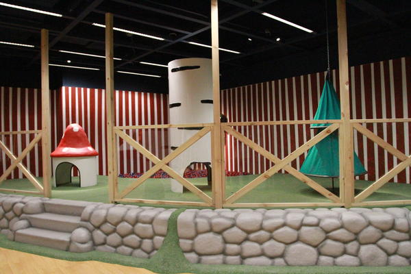 又一世界500强企业落户郑州记者带你探访“蓝盒子”