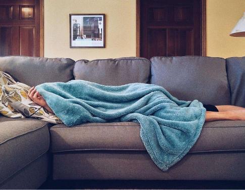 脸部下垂怎样提升和紧致皮肤,怎样运动才能使脸部皮肤变紧致